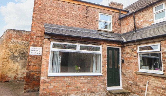 KILDERKIN, pet friendly in Bedale