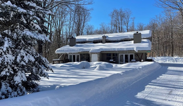 Killington Chalet - Hot Tub, Sauna, Commercial Boot Dryer