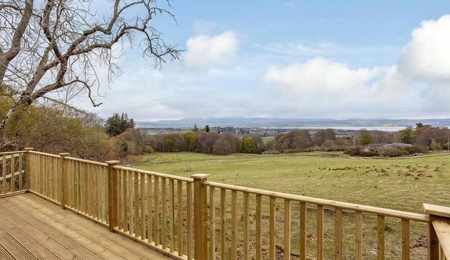 Kilninver Chalet on Reelig Estate