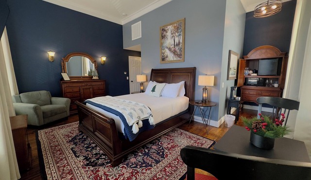 Kinder Rm, The Lodge at Old City Hall