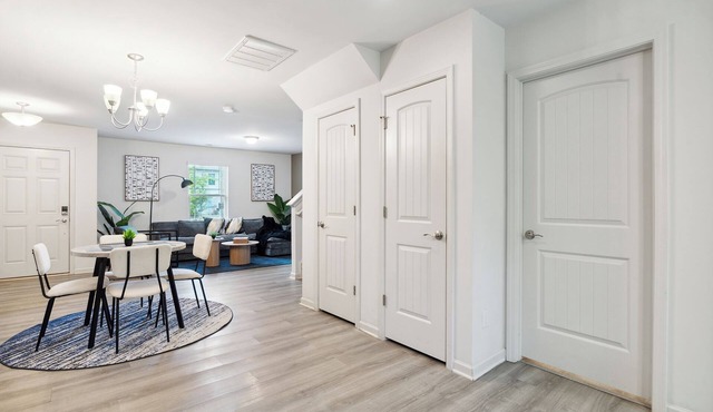 King 3BR Townhouse Mins to Cary NC State