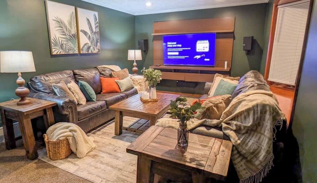 King Bed + Bunks | EV Charger | Garage | Ranch