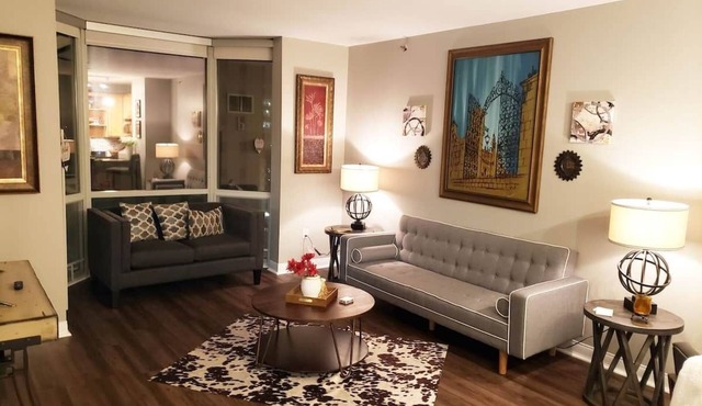 King Bed, Comfy Environment, Cozy Space, Corporate Luxury