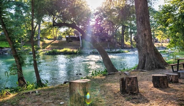 King Bed Huge Porch River Front Gruene TX Getaway!