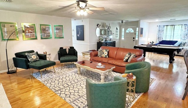 King Bed-Pets -Quiet-Huge fence Yrd