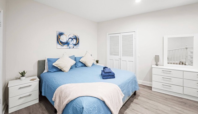 King Bed Studio~ Near San Marco Nightlife &Dining