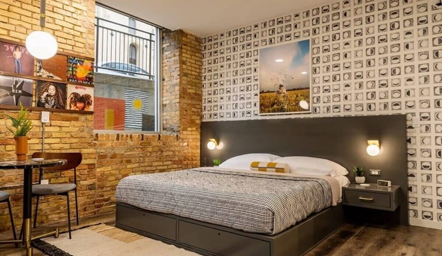 King Bed Suites at The Finnley Hotel