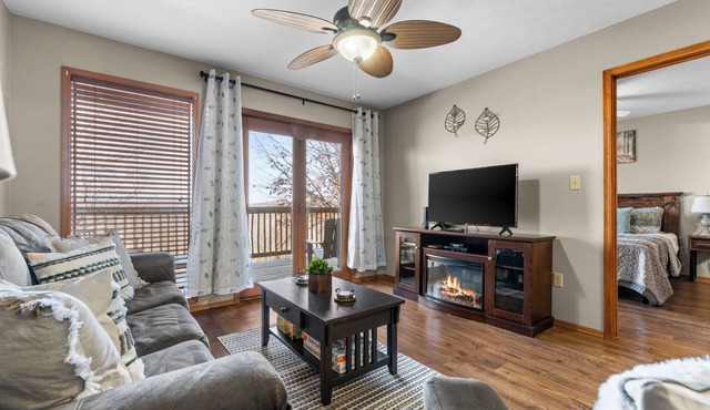 KING BEDS!~Hiding Place~WALK IN UNIT~BOAT PARKING🎡1 Mile from SDC🎢Free WIFI