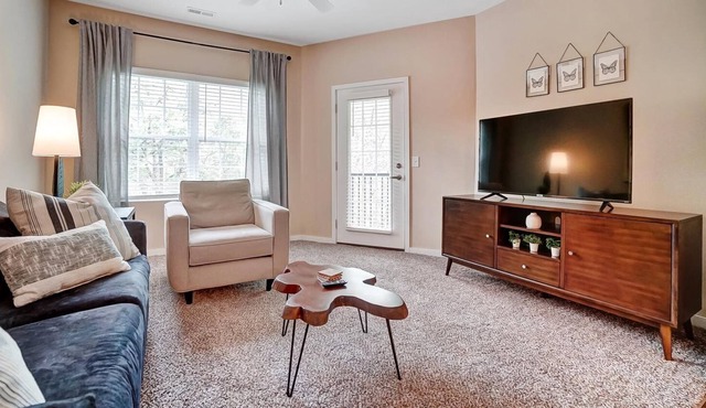 King Hoover Hideaway | Pet-Friendly | W/D!