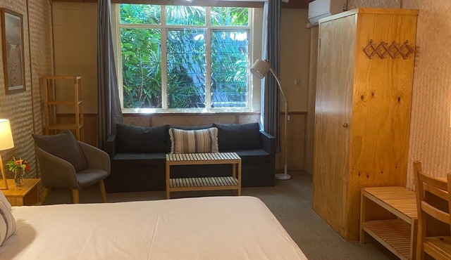 King Motel Room With Kitchen On Tallow Beach