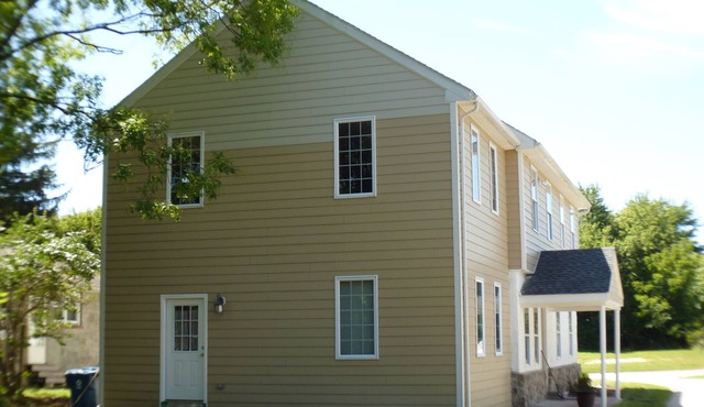 King of Prussia, 5 Bedroom house, 3 & 1/2 bath