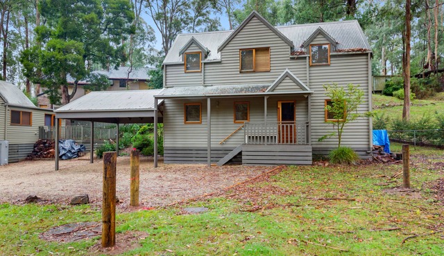 King Parrot Retreat - Base of Buller