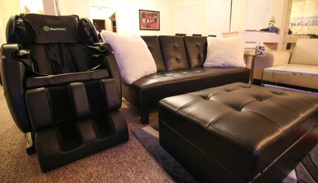 ★King Pleasant Mansion ★Cable★FastWifi★Parking★