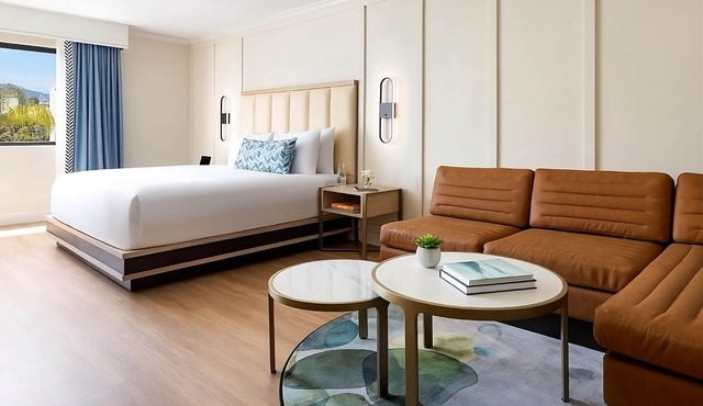 King Premium, The Anza A Calabasas Hotel, Pool, Steps from Lake Calabasas Park