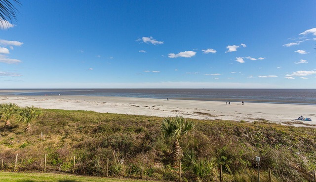 King & Price Resort Oceanfront Beachfront Condo- Close as It Gets to the Beach!