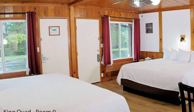 King Quad Rooms: Double King Beds & Rustic Woods Comfort for 5!