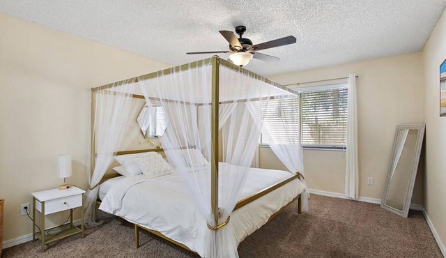 King & Queen Boho Bungalow