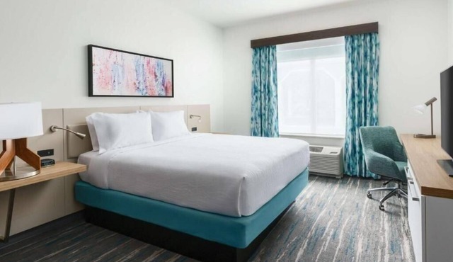 King Room Near Kit Land Nelson Park ORL