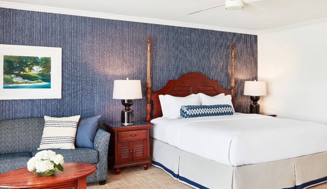 King Room w/Water View | Irvington Farmers Market - 1.8 miles | Seasonal Pool