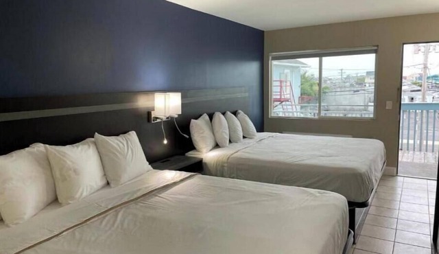 King Room with Two King Beds