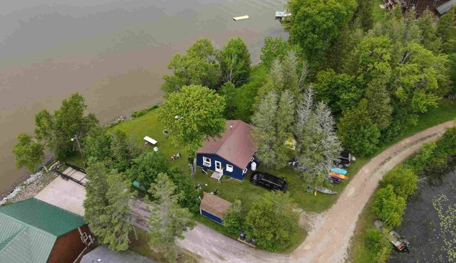 King's Cabin: 20 Minutes from the Bridge, a Whole World Away – Your Summer Cabin Awaits