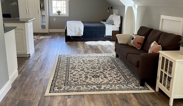 King's Country Suite