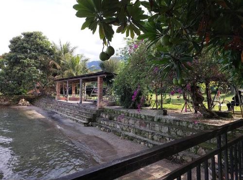 KING'S guest house