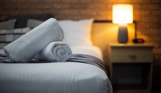 King-Size Comfort Deluxe Room with A/C & Ensuite welcoming Coffs Harbour