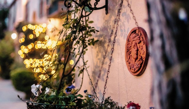 King Suite in San Francisco Marina District with Courtyard View & Garage Parking