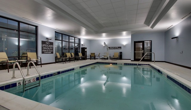 King Suite Near Winthrop University! Free Breakfast Buffet. Indoor Pool