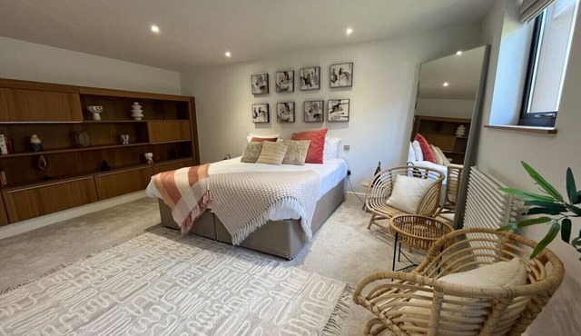 King Suite - Penarth Getaway