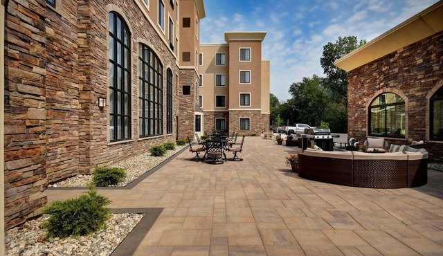 King Suite w/Pool & Breakfast | Near Downtown