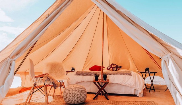 King Tent w/Shared Bathroom - Beauty awaits you just past the red cliffs.
