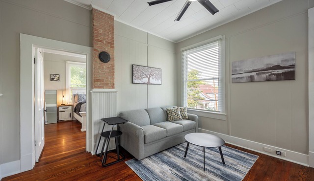 King William Fair Stay, Walkable, and Prime Location