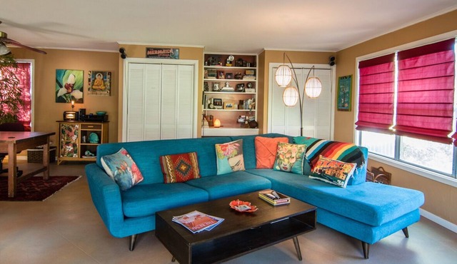 KingBed Patio 20 Minutes to Beach