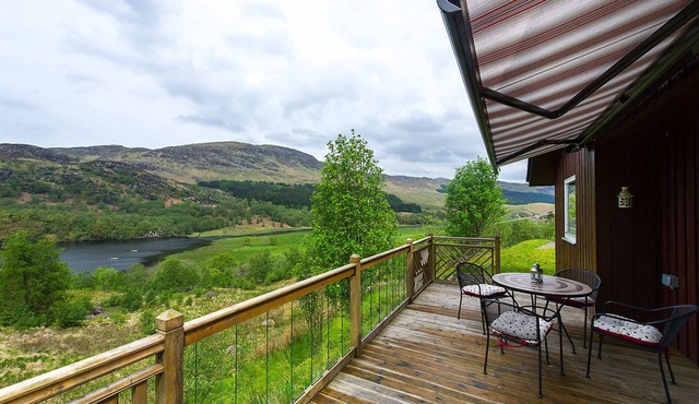 Kingfisher Lodge with sensational loch views