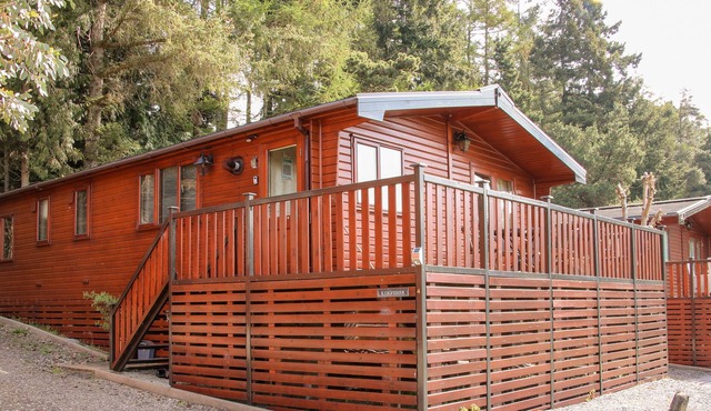 KINGFISHER LODGE, with a garden in Bridgnorth