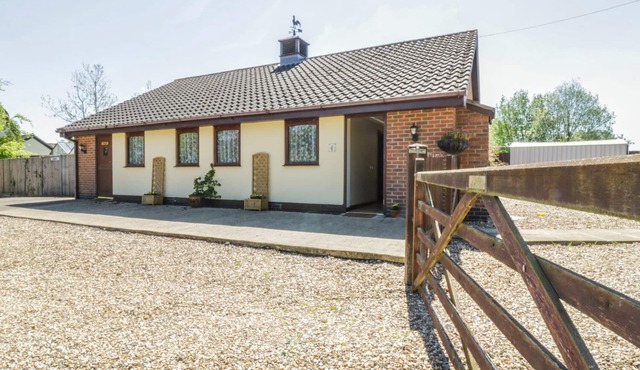 KINGFISHER, pet friendly, with a garden in Rickinghall