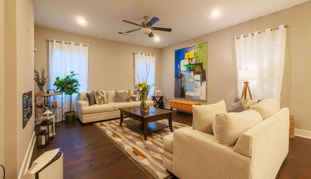 KingRoom in a house at Lithonia