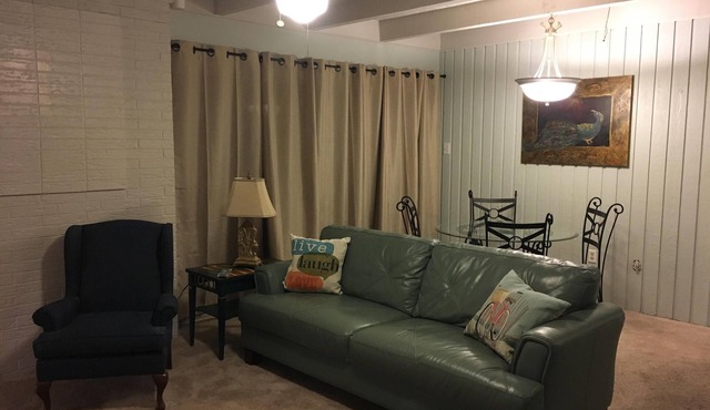 Kings Country Getaway, Great Central Location with Easy Access to All Locations!