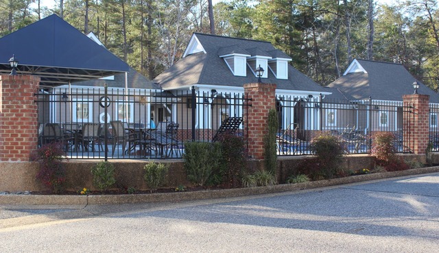 Kings Creek Townes with luxurious two bedroom villa in Williamsburg, VA