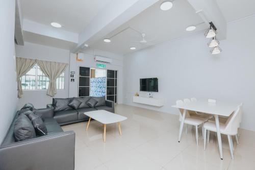 Kings Pine Residence Unit 15 Big Group Homestay Ranau