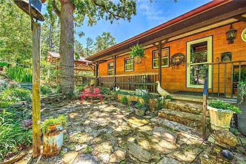 Kings River Estate | House, Cabin & Airstream