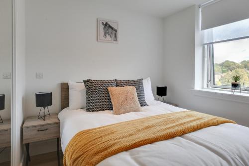 Kings Road Apartments