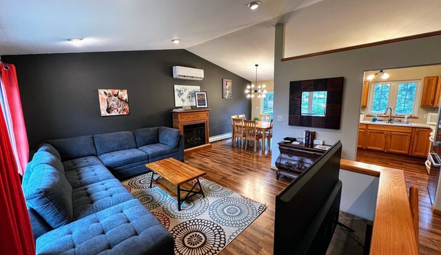 Kingsbury Creek Vacation Home