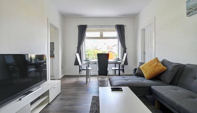 Kingspark Apartment - Modern three bedroom apartment