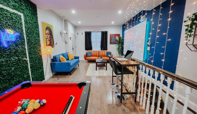 KingSuite/3 King Beds/Pool Table/Ping-Pong Table