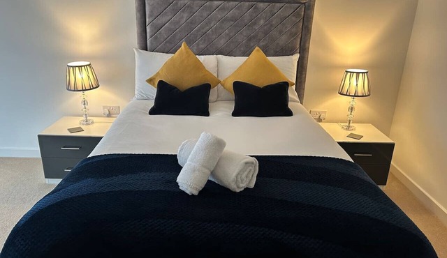 Kingsway House - Spacious 4 Bed Home From Home