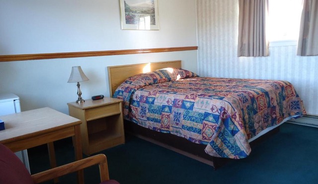Kingsway Inn