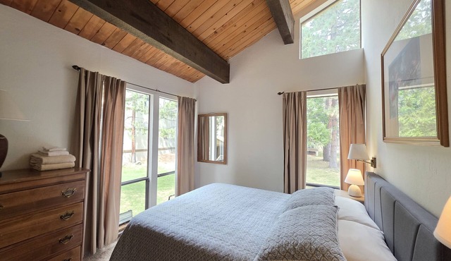 Kingswood Cornerview 4 Bedroom Home by RedAwning